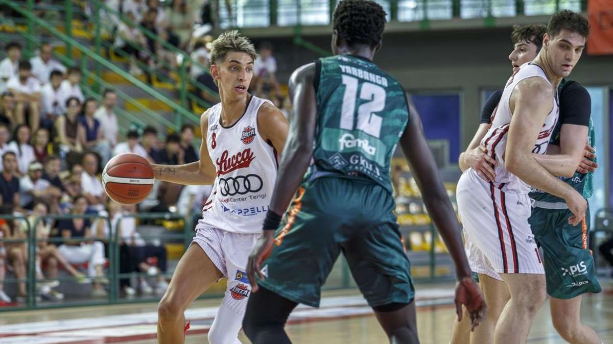 B Int - Basketball Lucca al PalaEstra cerca il bis sulla Note di Siena