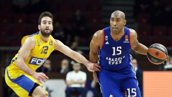EuroLeague - Anadolu Efes avanza, Maccabi ai saluti