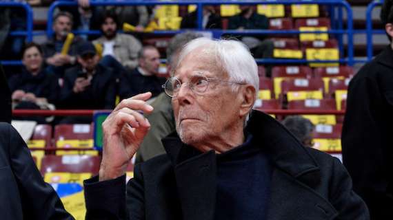 Addio a Armani, il cordoglio della Virtus Bologna: «Il basket non smetterà di ringraziarlo»