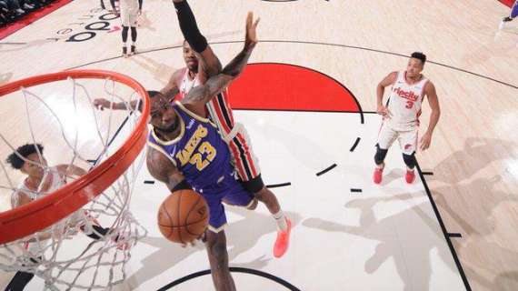 NBA - LeBron James regala spettacolo non previsto a Portland