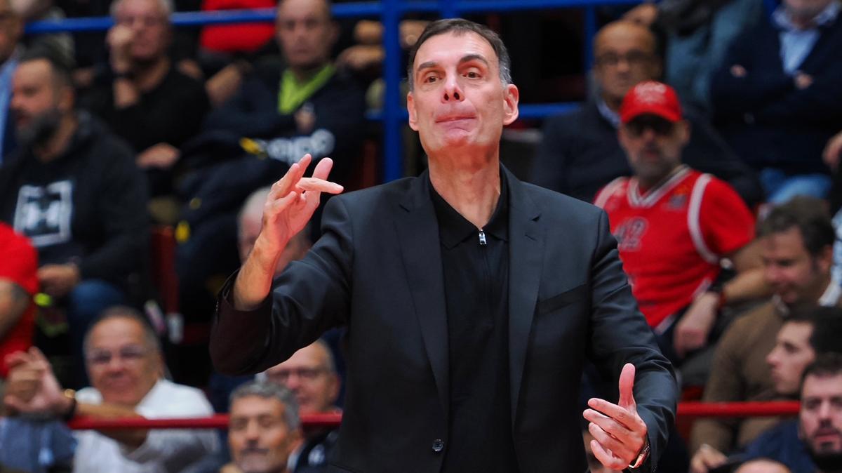 Olympiacos, Bartzokas vuole sfatare il "malocchio della capolista"