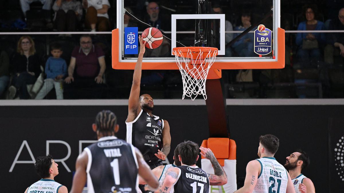 Una Bertram Derthona d'assalto piega l'Acqua San Bernardo Cantù: gli highlights