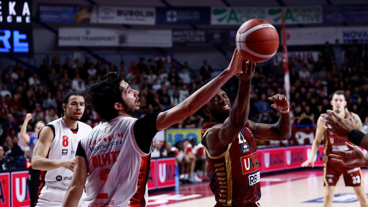 Highlights LBA | Varese impegna la Reyer Venezia senza mai prenderla
