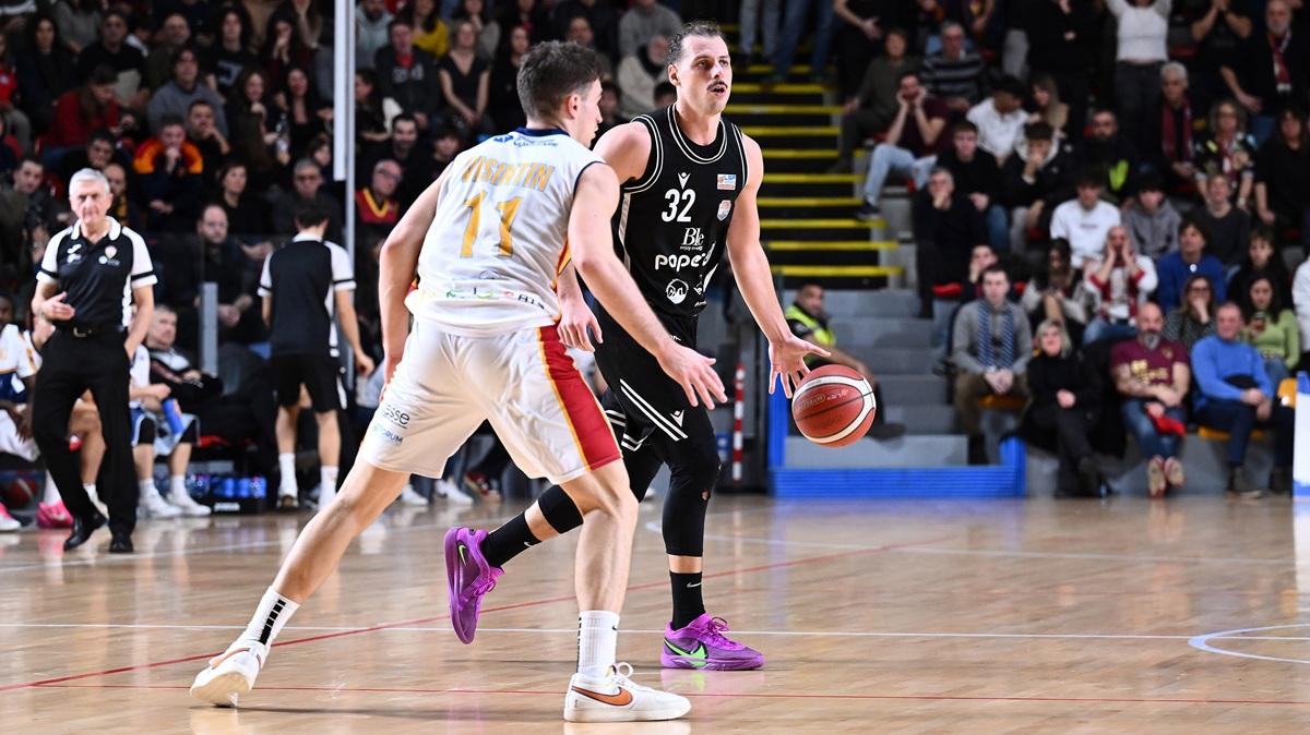 Serie B - Bastano 30' alla Virtus Roma per piegare la Paperdi Caserta sottotono