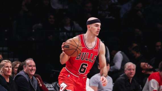 NBA - La guardia dei Bulls Alex Caruso si infortuna a Brooklyn