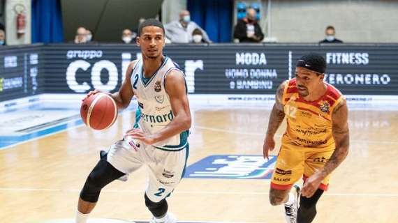 LBA - Pallacanestro Cantù, “Magic moment” per Jaime Smith