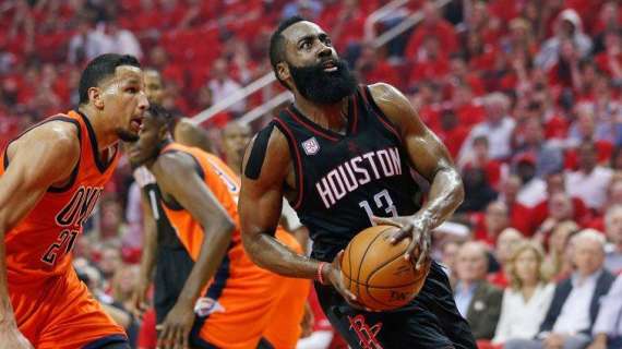 NBA - Thunder travolti a Houston: i Rockets volano +31, 1-0