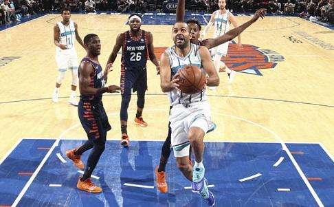 NBA - Anche gli Hornets banchettano al Madison dei Knicks