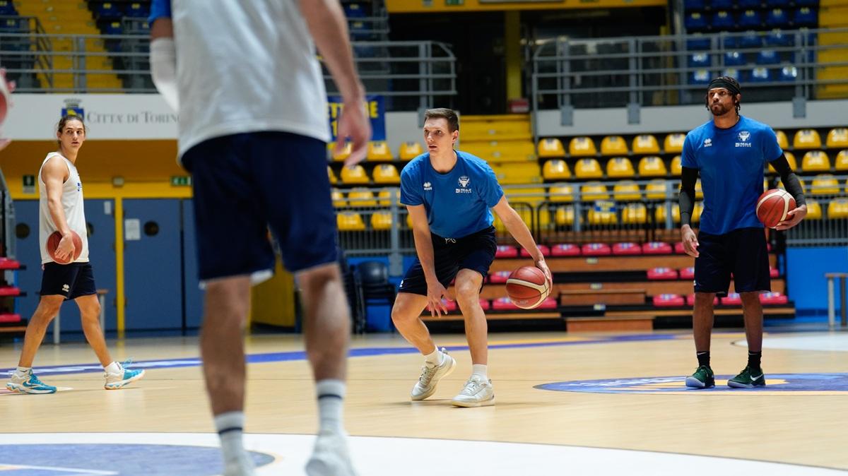 A2 - Reale Mutua Torino impegnata sul caldo campo di Roseto