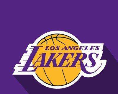 NBA - Lakers, il GM Rob Pelinka vuole tenere aperto uno slot del roster