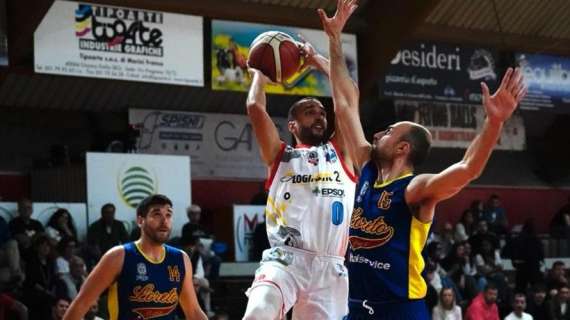 Serie B Int - Flying, cala il sipario. Pesaro vince anche gara 2