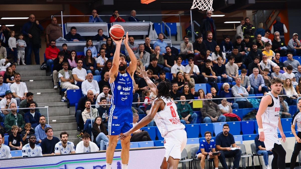 Valtur Brindisi: a Milano una vittoria importante nella classica partita sporca