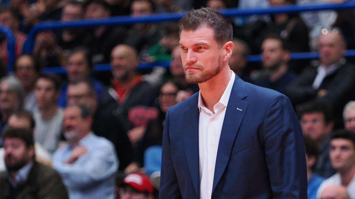Tiago Splitter la candidatura più consistente per la panchina dei Bulls