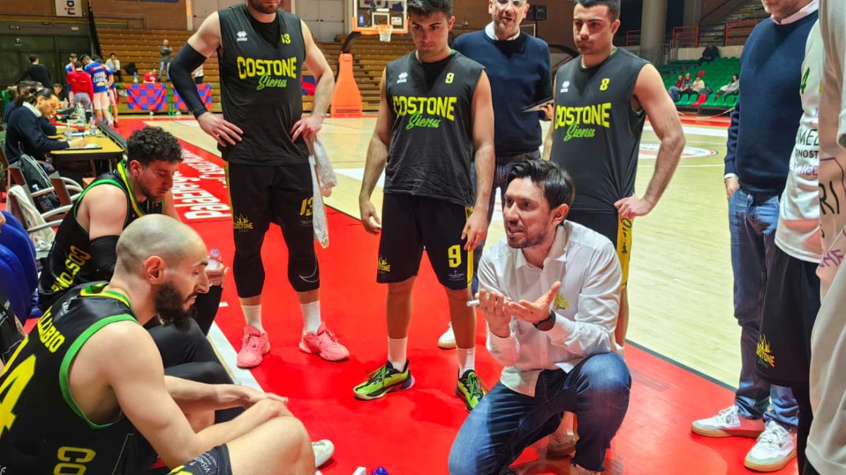 Serie B - Vismederi Costone espugna il PalaFerraris di Casale