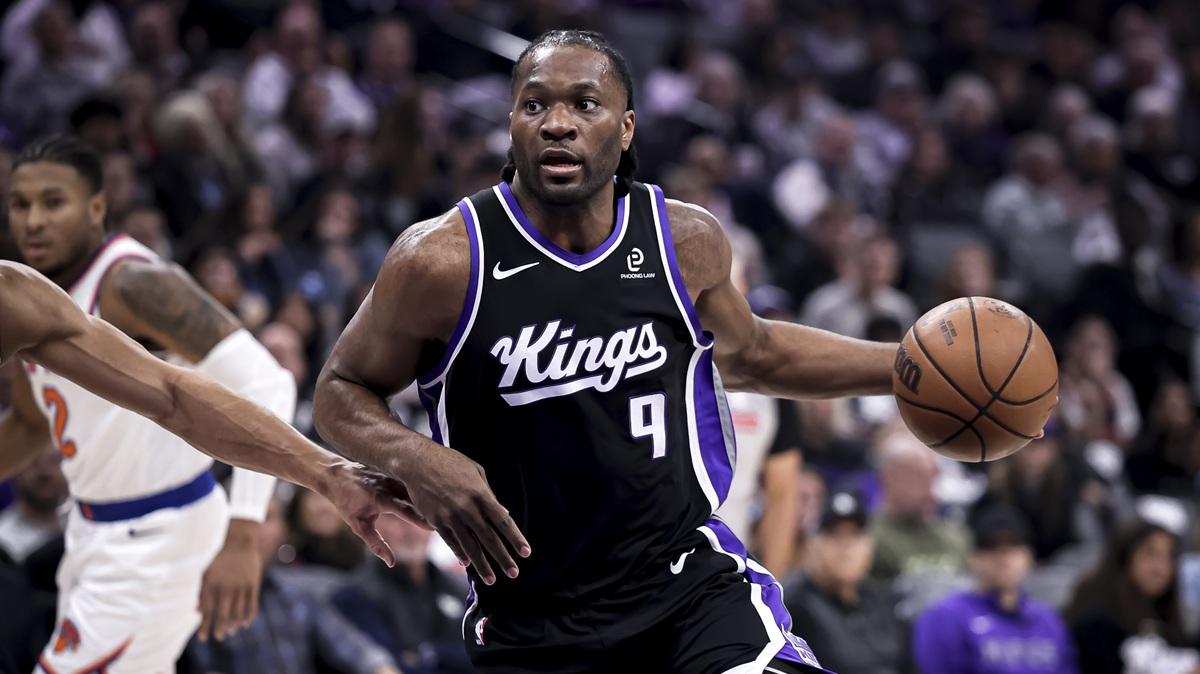 Achiuwa si prende la scena, Knicks travolti a Sacramento