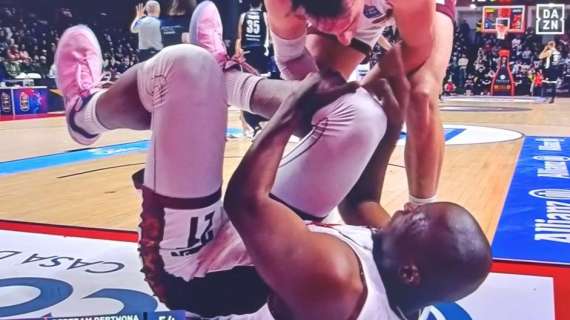 LBA - Reyer Venezia, infortunio per Mfuondu Kabengele contro Tortona