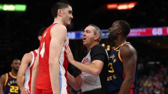 NBA - Terzo scontro in campo tra tra Draymond Green e Zach Edey