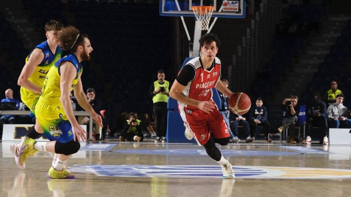 Serie B - Lumezzane-Bakery, Giannone carica il gruppo: “Pronti ad azzannare la gara”