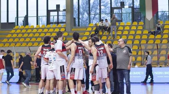 Serie B - Basketball Club Lucca chiude la stagione con il College Borgomanero