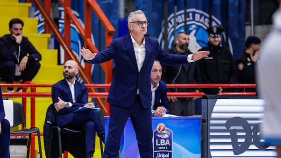 Napoli, Valli: "La vittoria sulla Virtus Bologna è una bella scarica di energia"