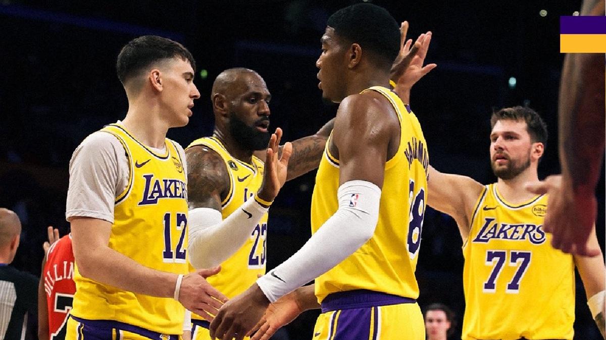 Luka Doncic travolge Chicago: 51 punti e i Lakers volano