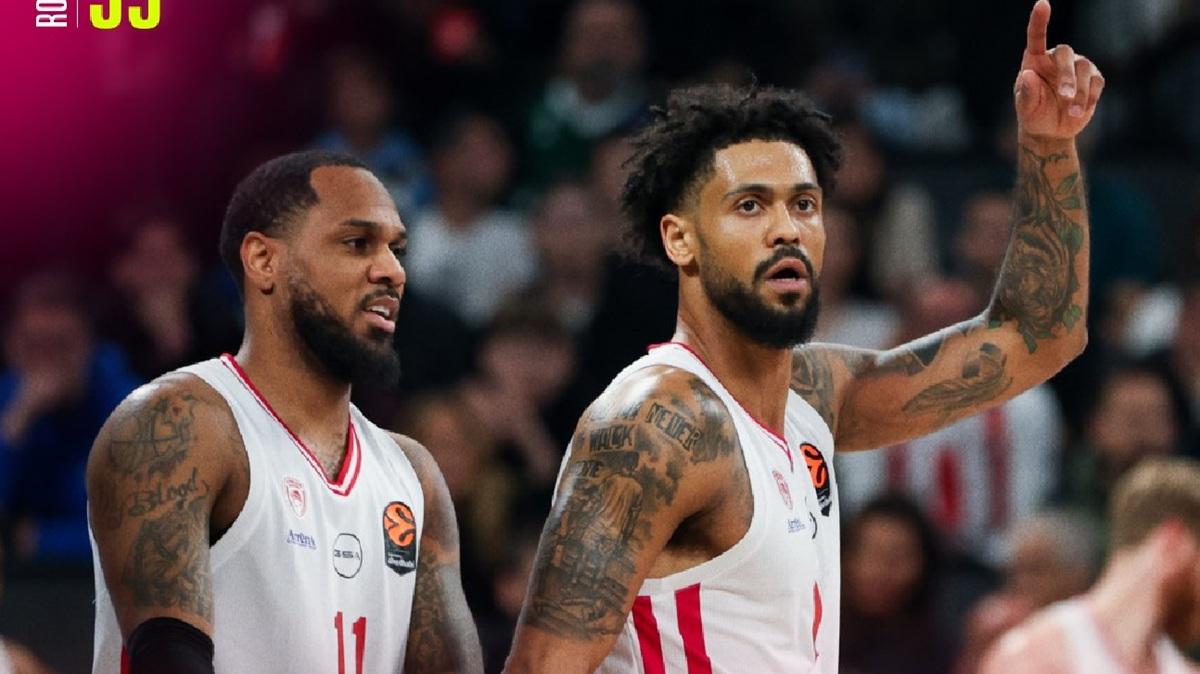 Olympiacos, successo esterno a Villeurbanne e primo posto in classifica