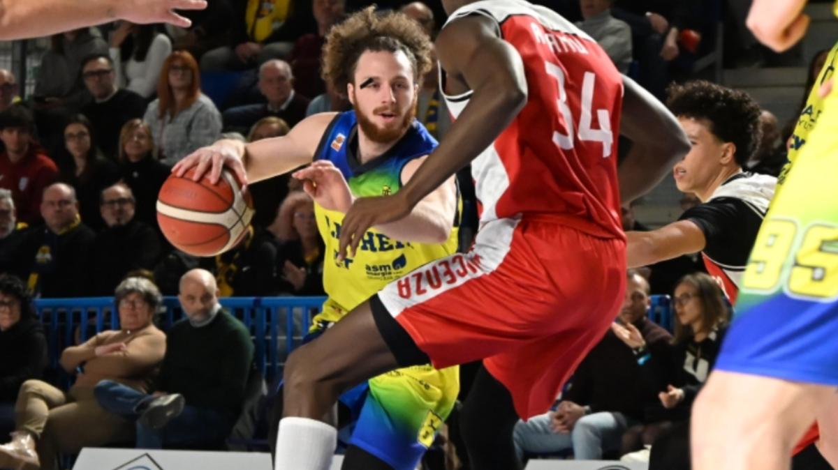 Serie B - Vigevano cresce alla distanza e supera la Bakery Piacenza