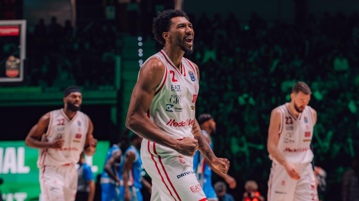 Pagelle: Milano e Brescia, che lotta! Brooks micidiale, Guduric play. Della Valle e Massinburg non bastano