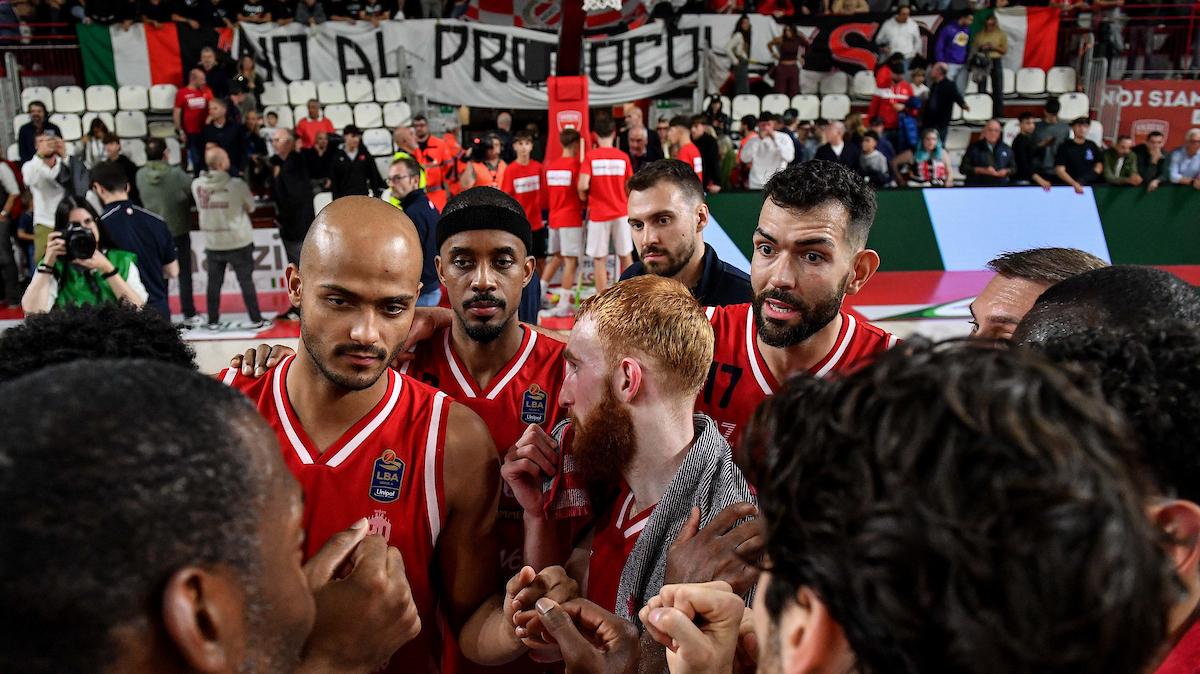 Olimpia Milano, il +33 di sabato secondo scarto più ampio nei derby a Varese