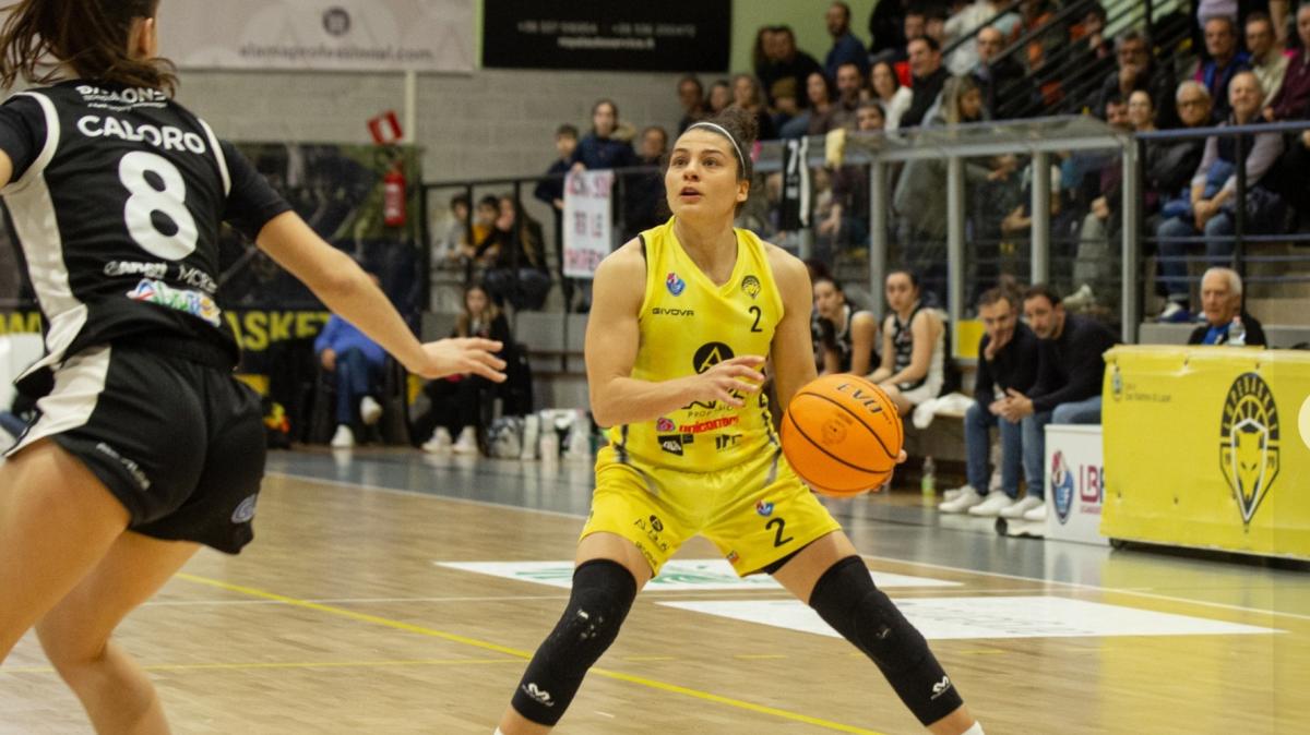 A1 F - Lupe, D'Alie: «Venezia battibile, ma va dato il 100%. Futuro? Con la società ci incontreremo a fine stagione»