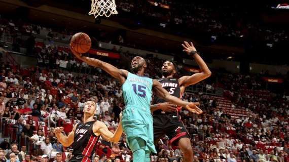 NBA - Il record di triple di Kemba Walker spinge gli Hornets