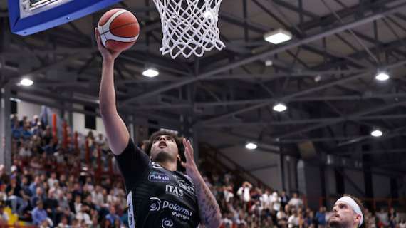 LIVE LBA - Una Aquila Trento formato playoff sbanca Napoli