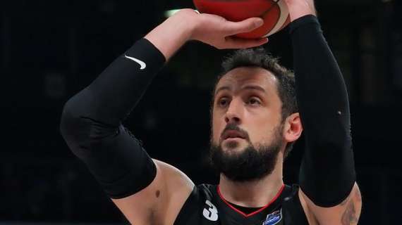 LBA - Virtus, Belinelli: "Mi piacerebbe avere molto più rispetto dagli arbitri"
