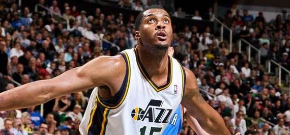 NBA - Derrick Favors non vuol lasciare i Jazz