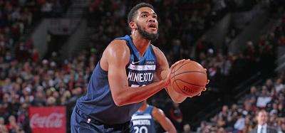 NBA - Wolves, brutto infortunio al polso per Karl-Anthony Towns
