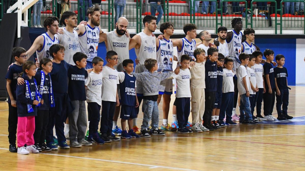 Serie B - Il derby dice ancora Milazzo, la Svincolati si aggiudica la sfida con Barcellona