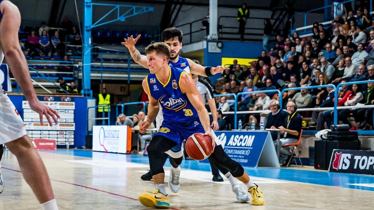 Serie B - Dal dominio al blackout: l’Adamant coglie due punti d’oro con Piombino