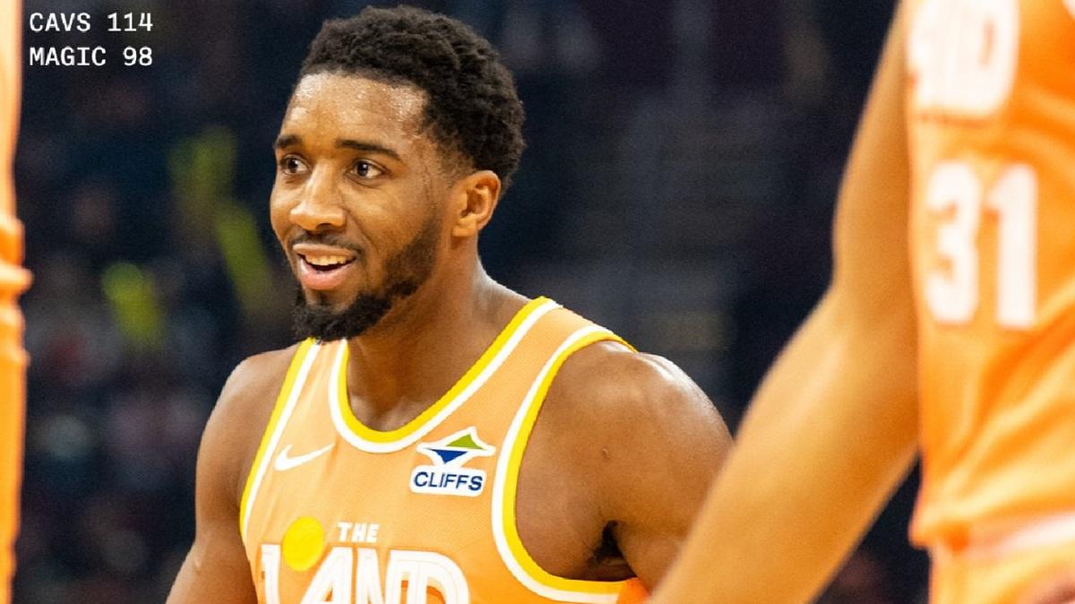 Mitchell in modalità recital: 45 punti e Magic piegati a Cleveland