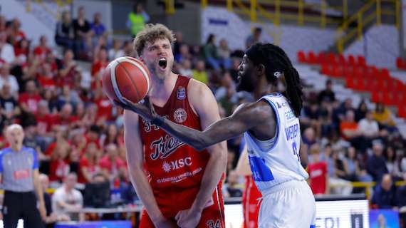 LIVE LBA - Trieste non sbaglia, piega Sassari ed è sesto posto matematico