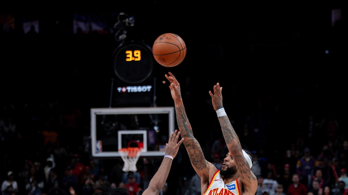  Alexander-Walker firma il buzzer e Atlanta piega Utah in volata