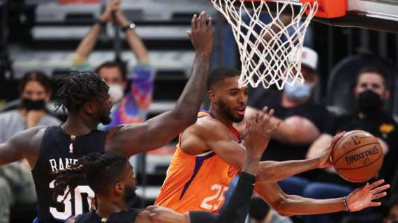 NBA - Phoenix tiene il meglio per l'ultimo quarto contro i Knicks