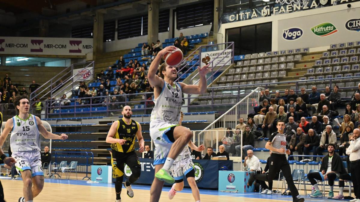 Serie B - Tema Sinergie Faenza fa suo il derby con la Virtus Imola