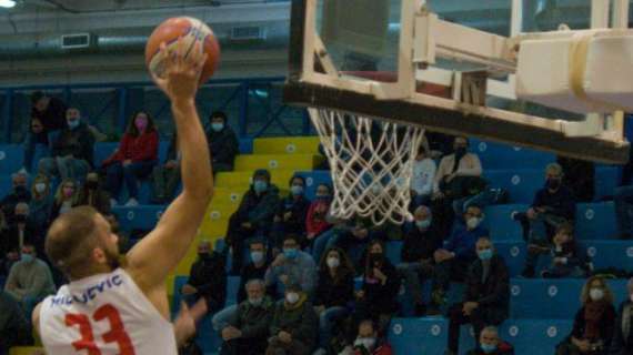 Serie B - BKC Sintecnica ultimo quarto a fari spenti sul campo della Robur Varese