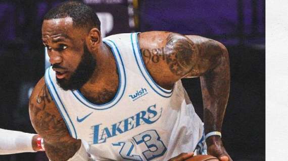 NBA - Lakers, LeBron condannato a giocare tutte le 72 partite di regular season
