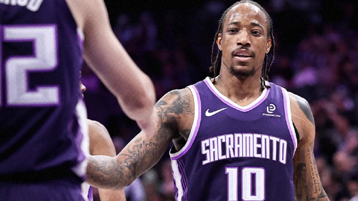 DeMar DeRozan trascina i Kings alla vittoria sugli Utah Jazz