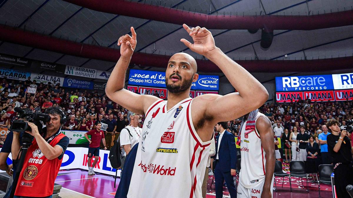 La stella di Shavon Shields: è il decimo titolo con Olimpia Milano
