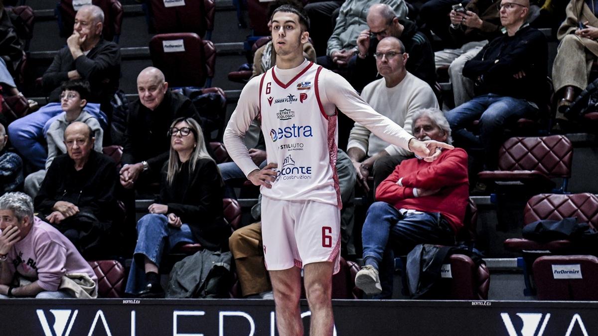  Estra Pistoia Basket, aggiornamento su infortunio di Federico Stoch