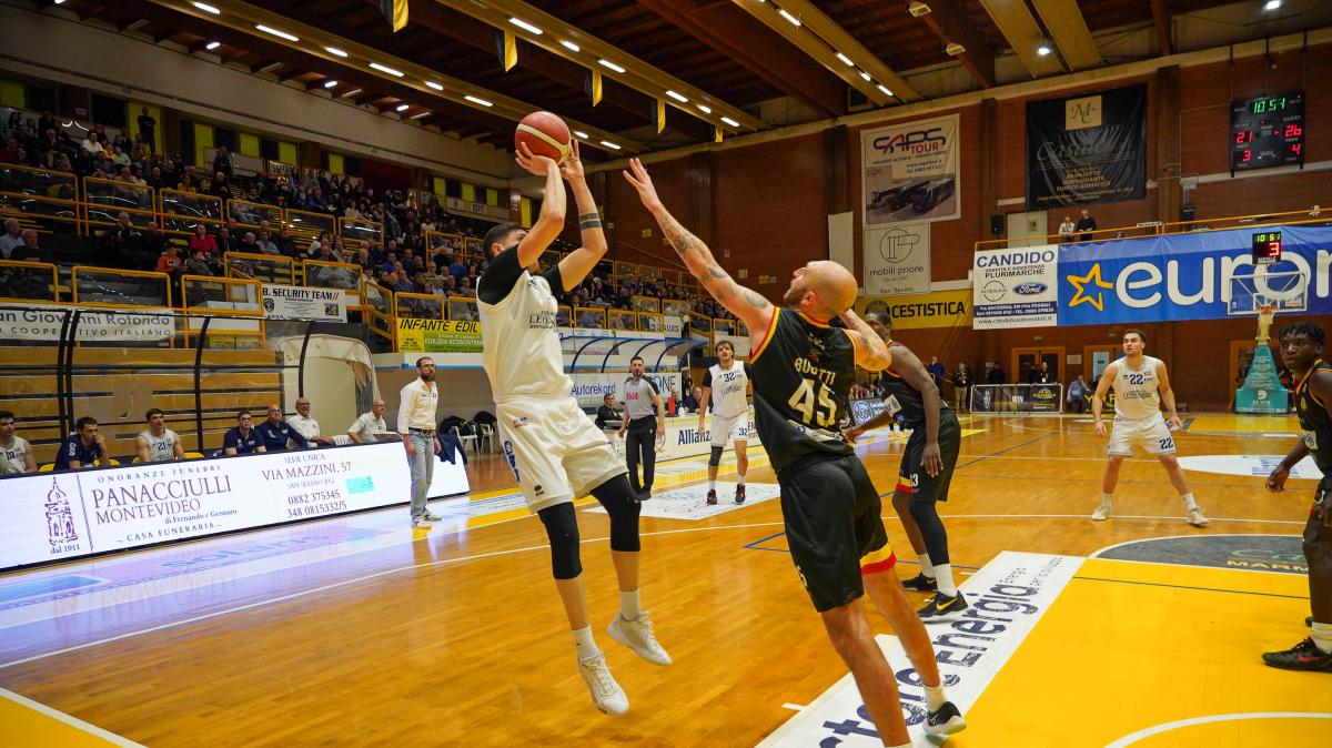 Serie B - Dany Quarrata, terzo ko di fila: San Severo accelera nella ripresa e vince