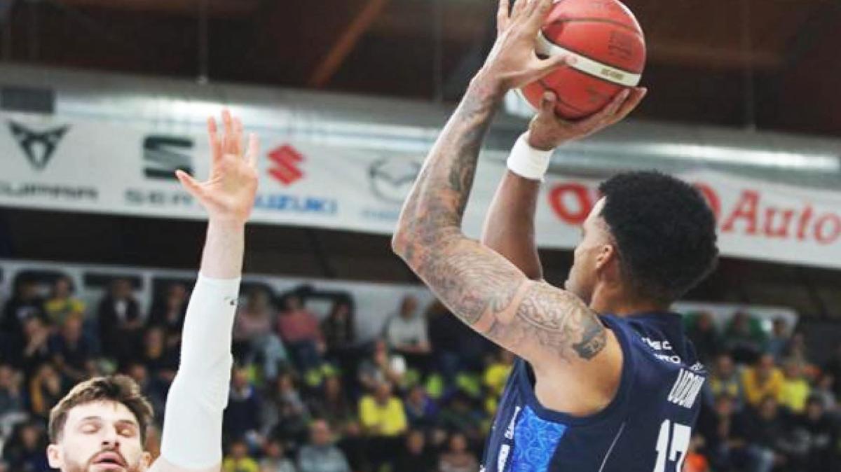 A2 - Bergamo, Mascio: «Peccato per l’incomprensibile e ingiustificabile fallo di reazione di Hogue»