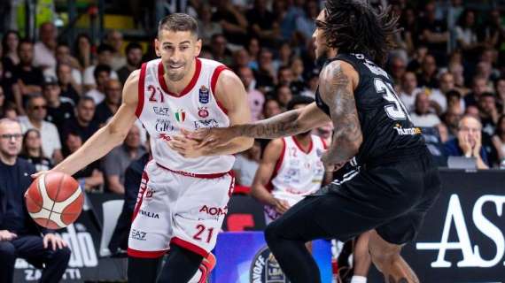 Olimpia, Flaccadori all'intervallo: «Partita estremamente fisica»